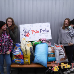 Podarunki od wolontariuszek