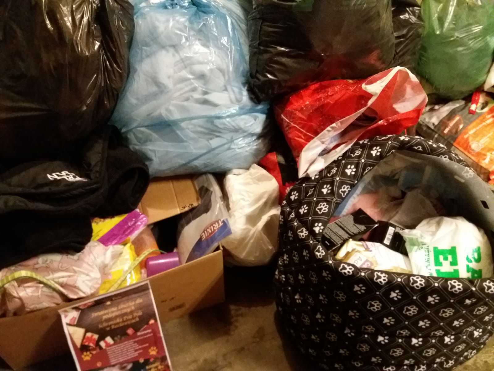 PODARUNKI ZE SZKOŁY PODARUNKI ZE SZKOŁY