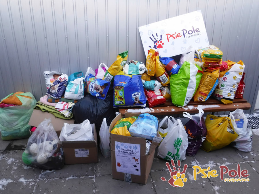 PODARUNKI Z GMINY PODARUNKI Z GMINY