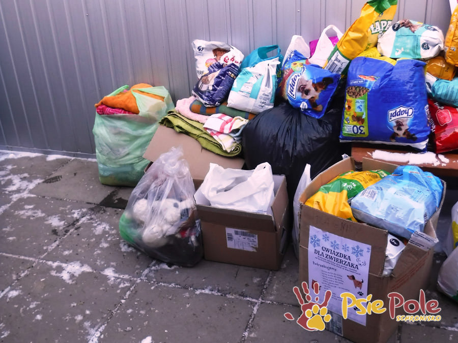 PODARUNKI Z GMINY PODARUNKI Z GMINY