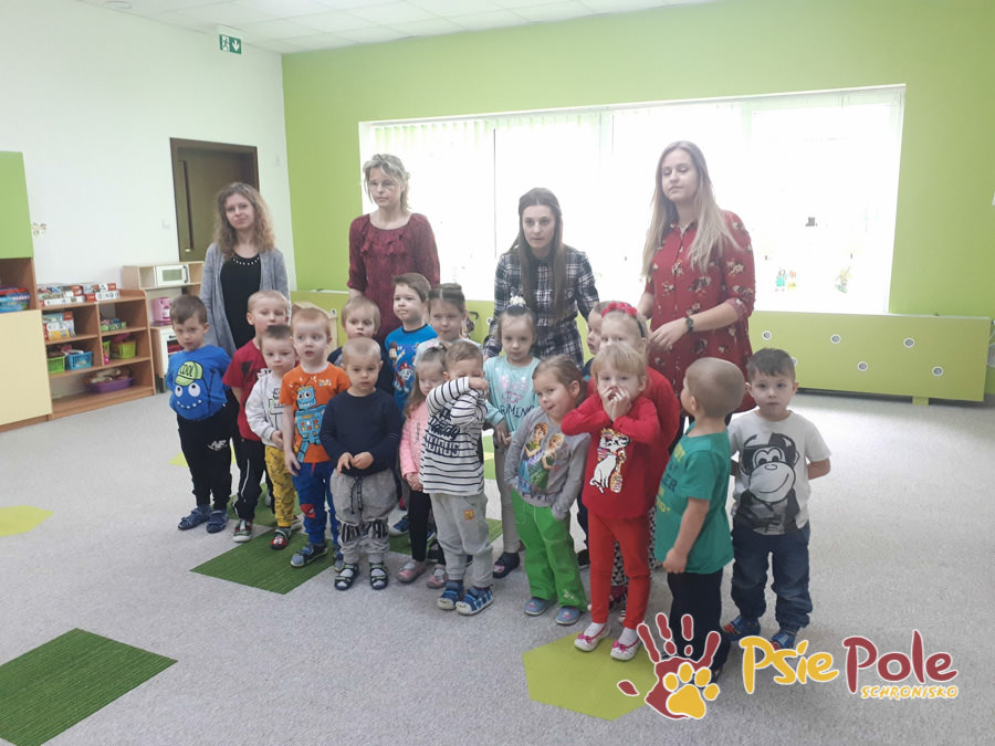 PODARUNKI Z PRZEDSZKOLA PODARUNKI Z PRZEDSZKOLA