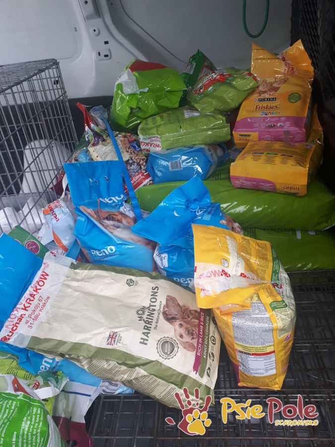 PODARUNKI ZE SKLEPU AUCHAN-M1 KRAKÓW PODARUNKI ZE SKLEPU AUCHAN-M1 KRAKÓW